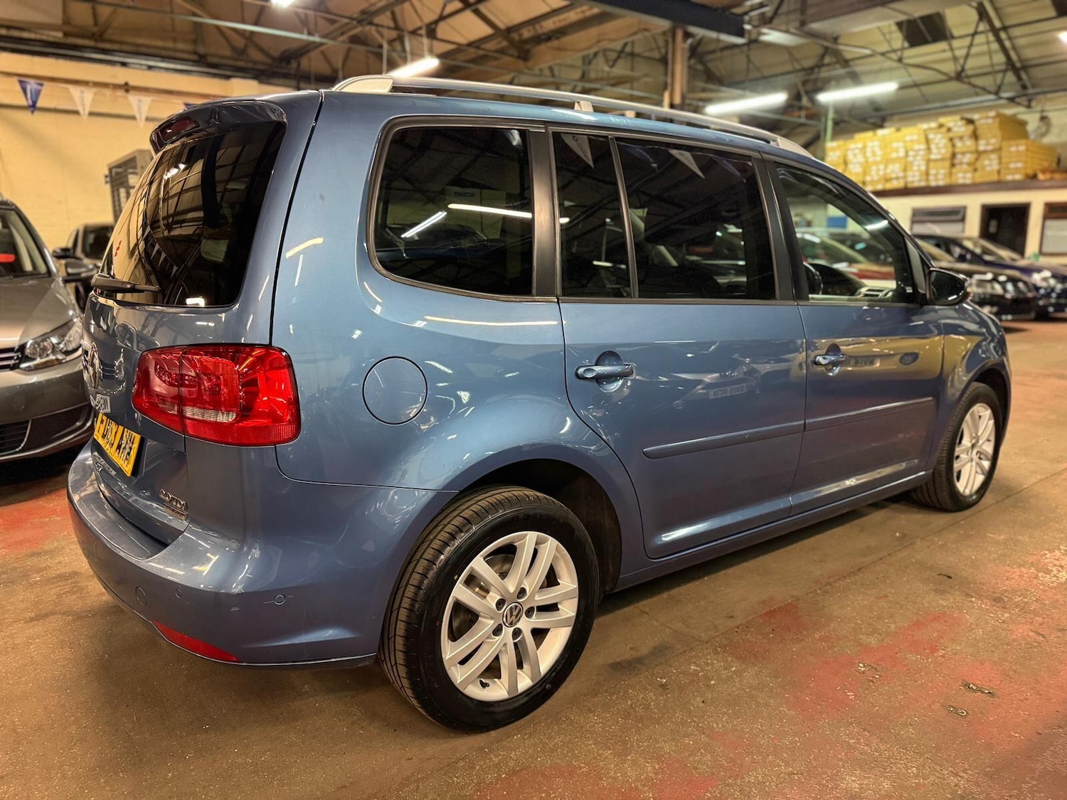 Used Volkswagen Touran 2013 for sale - 77119876: Photo 6