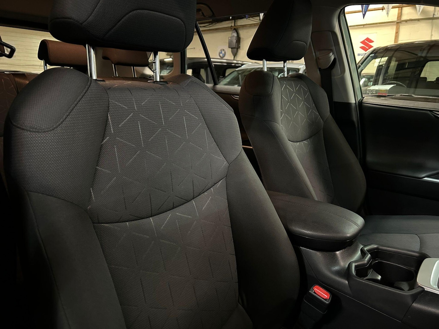 Used Toyota RAV4 2021 for sale - 77455620: Photo 13