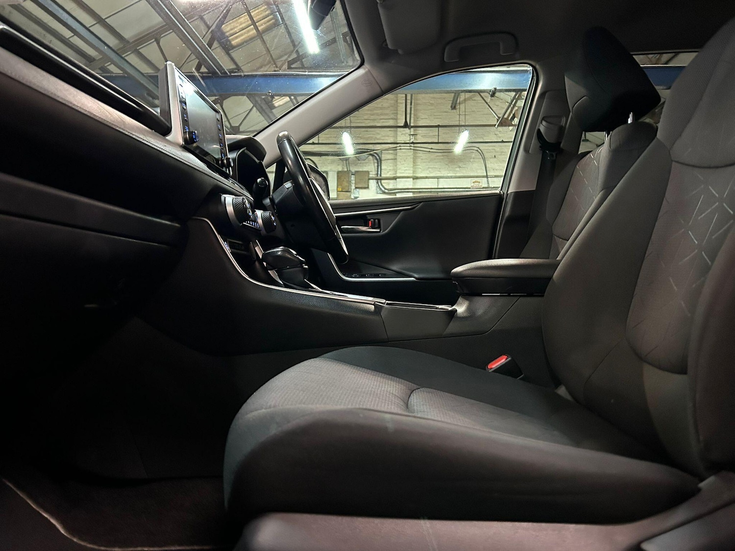 Used Toyota RAV4 2021 for sale - 77455620: Photo 15