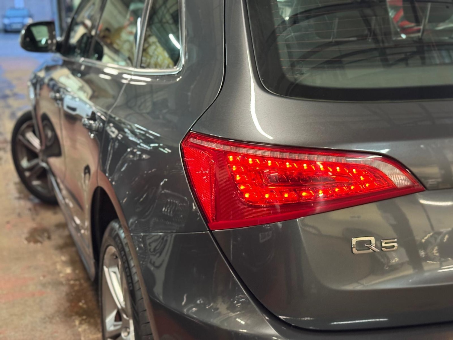 Used Audi Q5 2011 for sale - 77097532: Photo 17