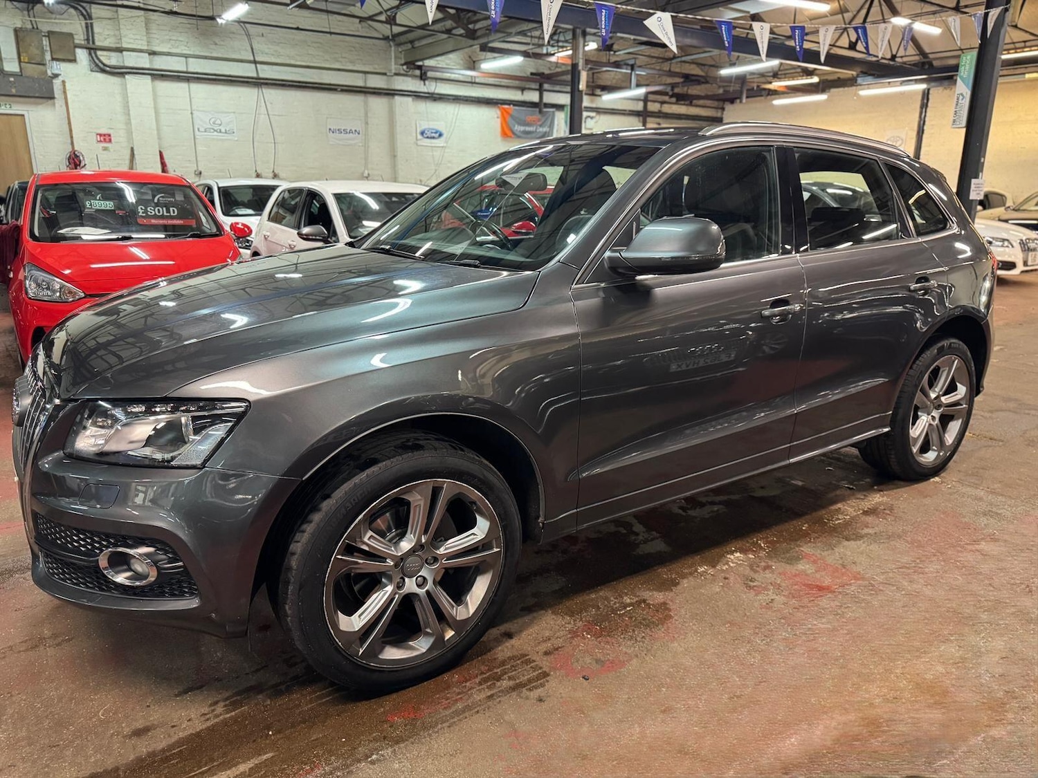 Used Audi Q5 2011 for sale - 77097532: Photo 3