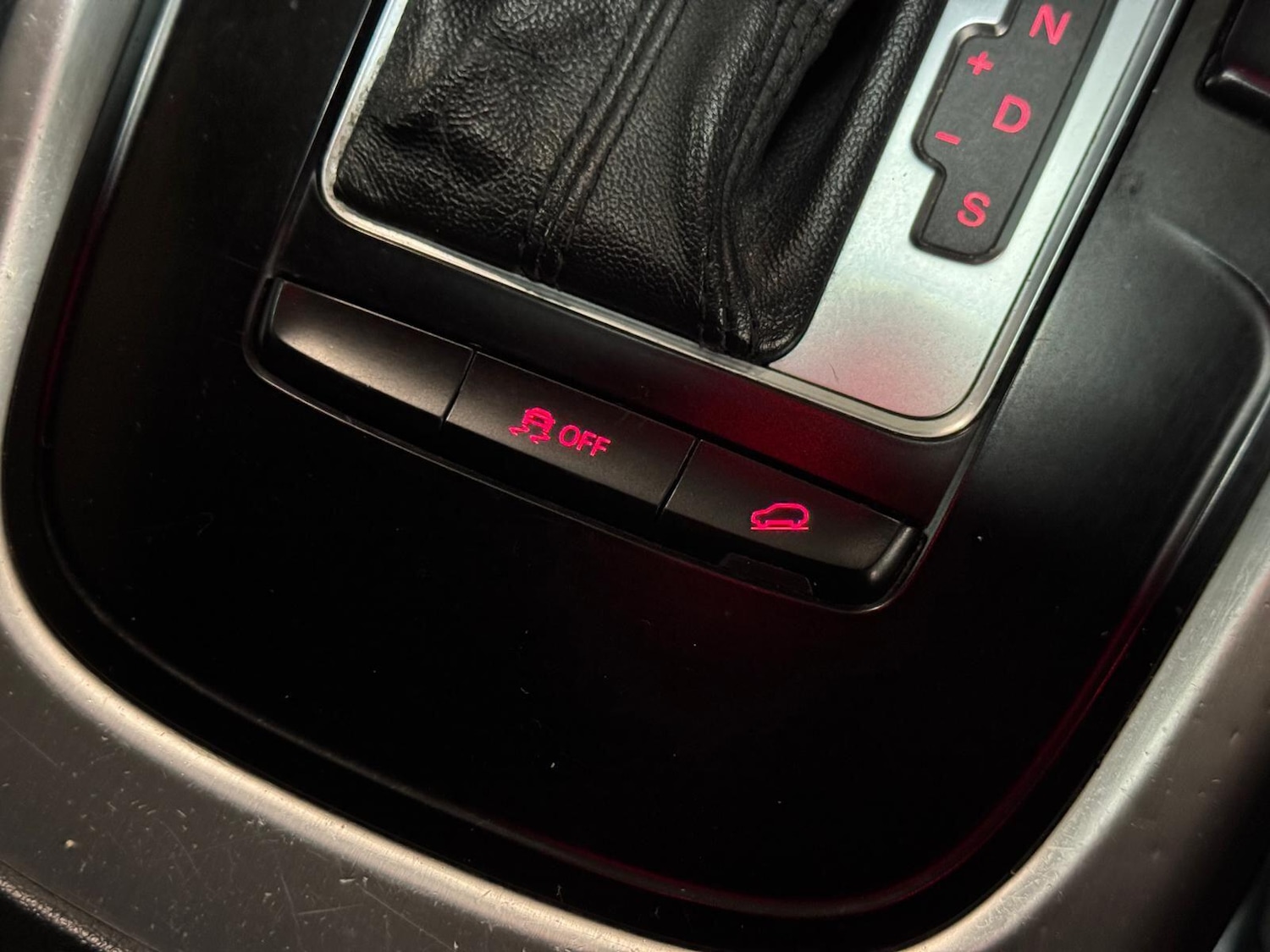 Used Audi Q5 2011 for sale - 77097532: Photo 54