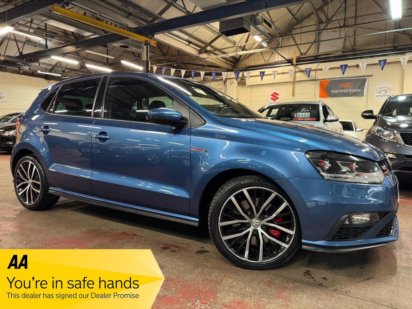 Used Volkswagen Polo 2015 for sale - 76689331: Photo 1