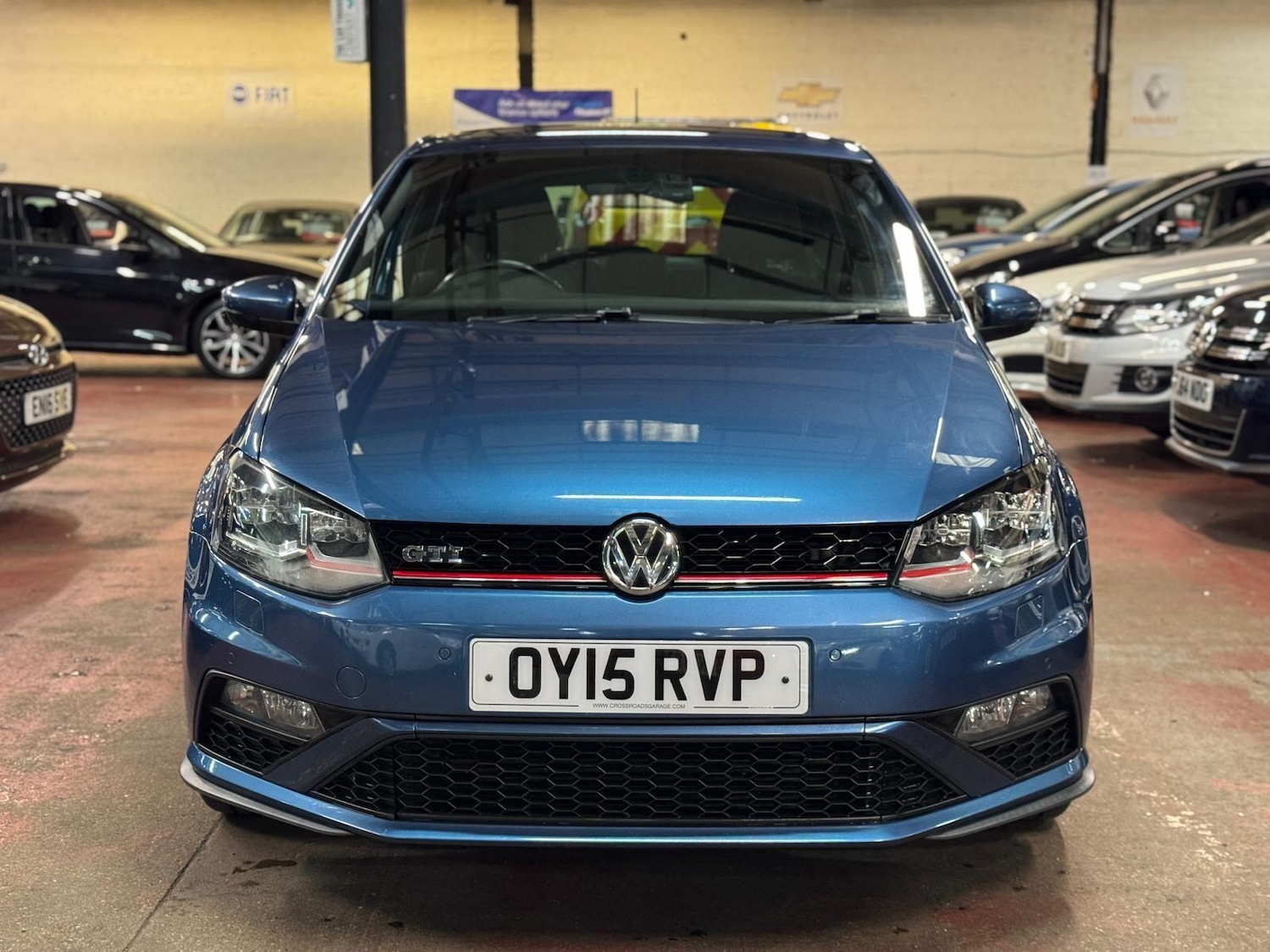 Used Volkswagen Polo 2015 for sale - 76689331: Photo 2