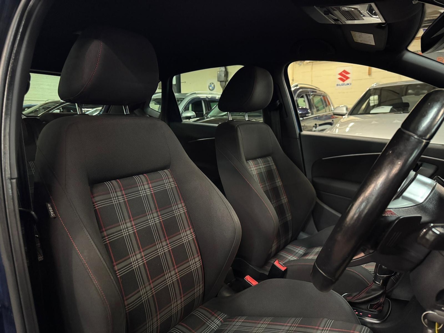 Used Volkswagen Polo 2015 for sale - 76689331: Photo 20