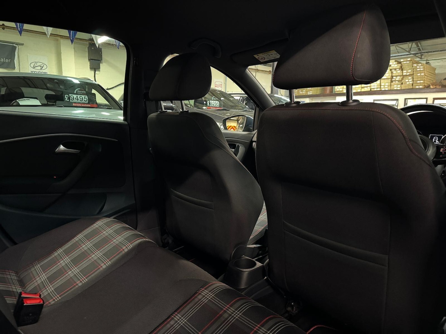 Used Volkswagen Polo 2015 for sale - 76689331: Photo 26