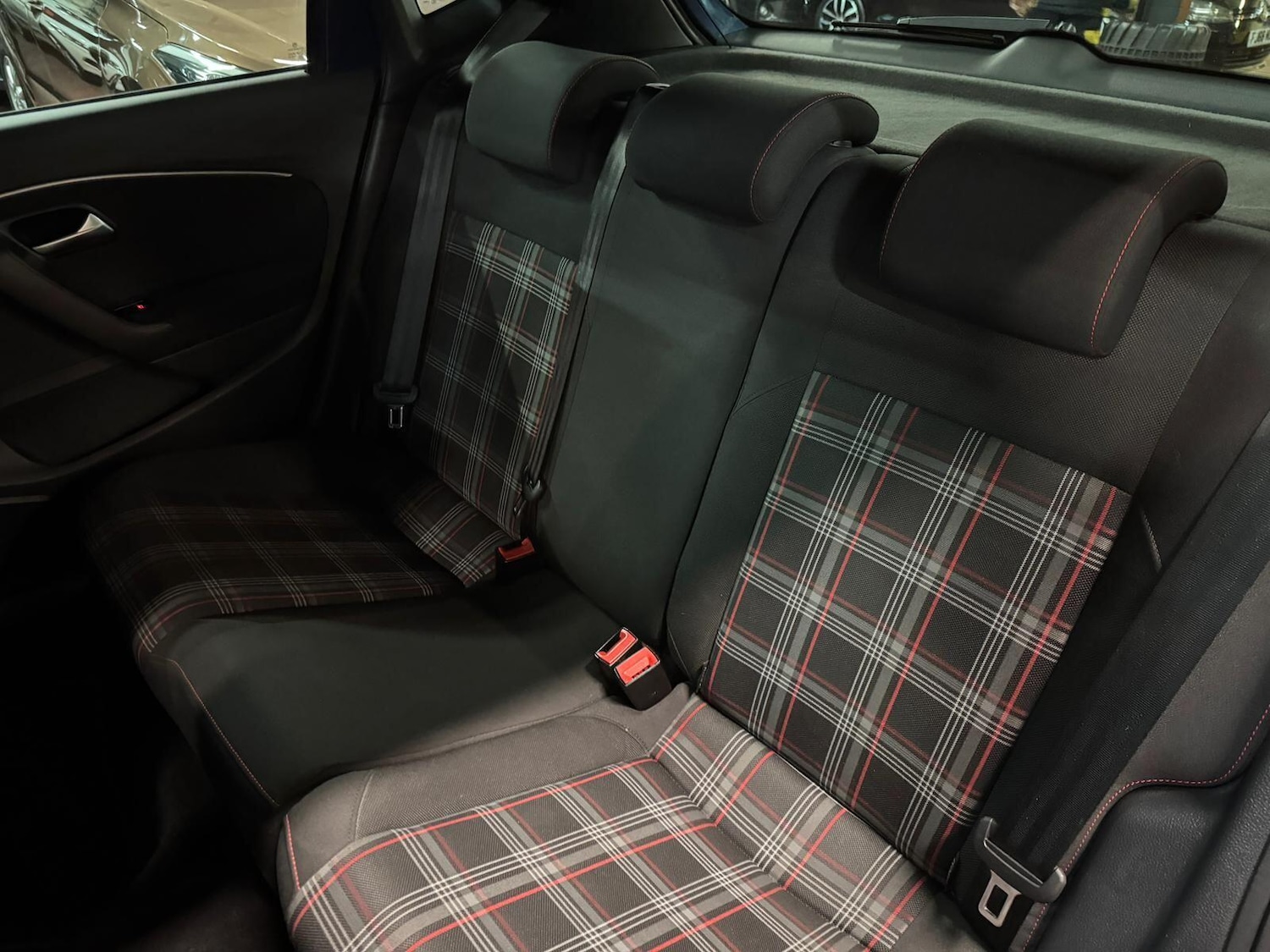 Used Volkswagen Polo 2015 for sale - 76689331: Photo 28