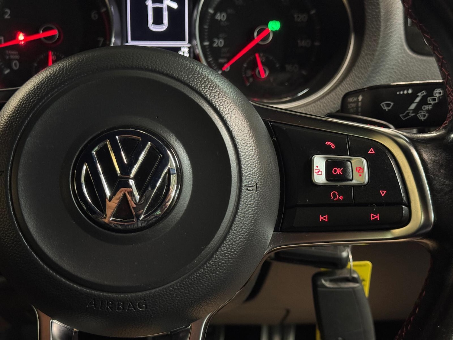 Used Volkswagen Polo 2015 for sale - 76689331: Photo 36