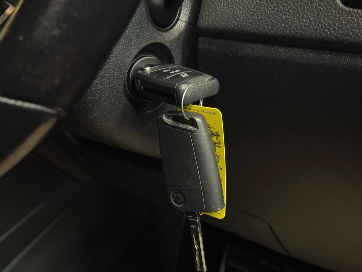 Used Volkswagen Polo 2015 for sale - 76689331: Photo 37