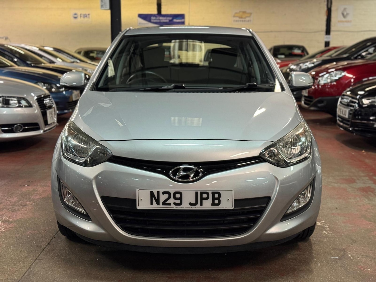 Used Hyundai i20 2012 for sale - 76270079: Photo 2