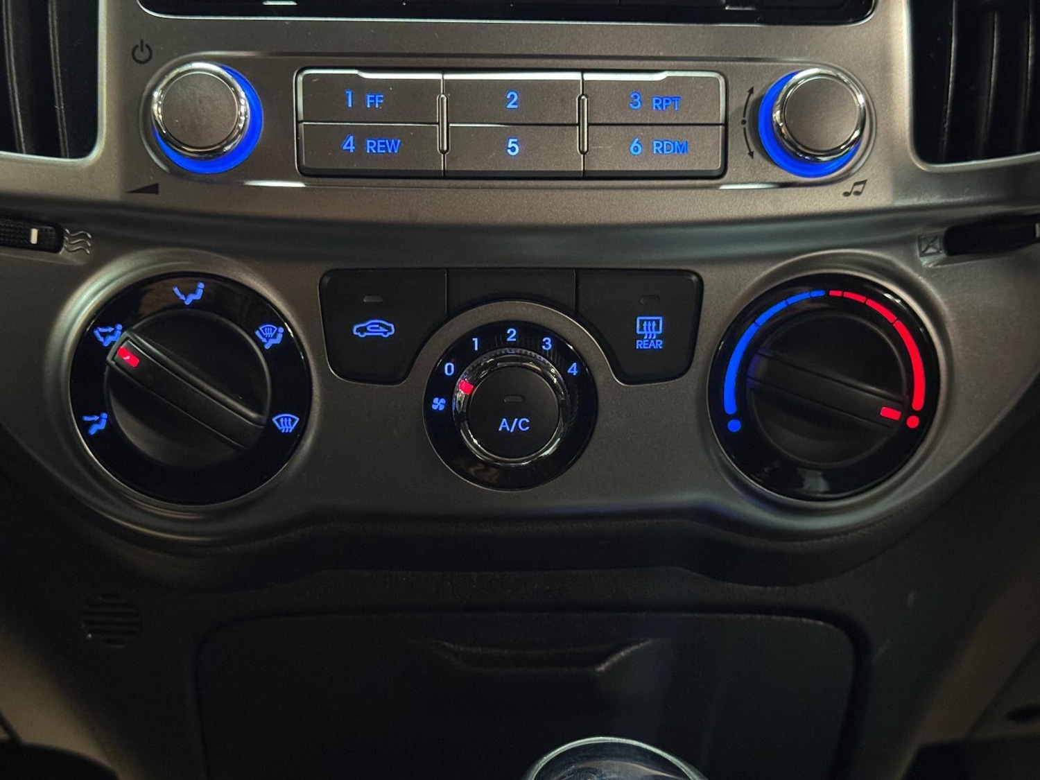 Used Hyundai i20 2012 for sale - 76270079: Photo 43