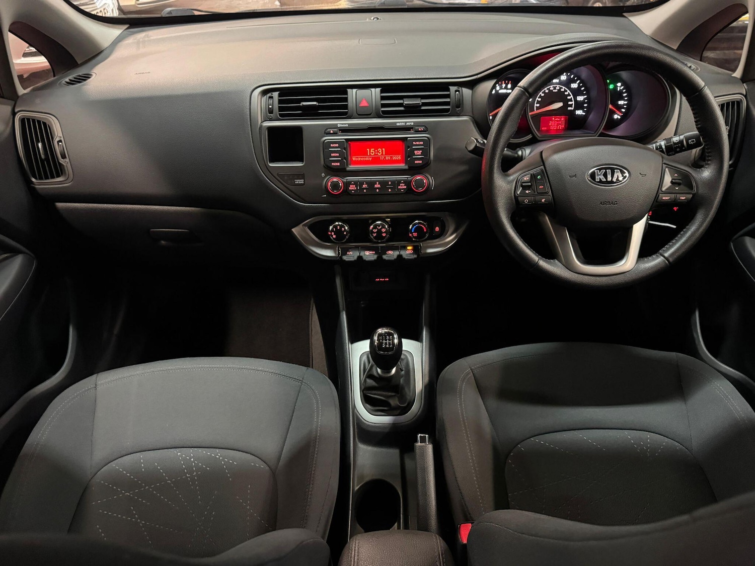 Used Kia Rio 2013 for sale - 76988994: Photo 32
