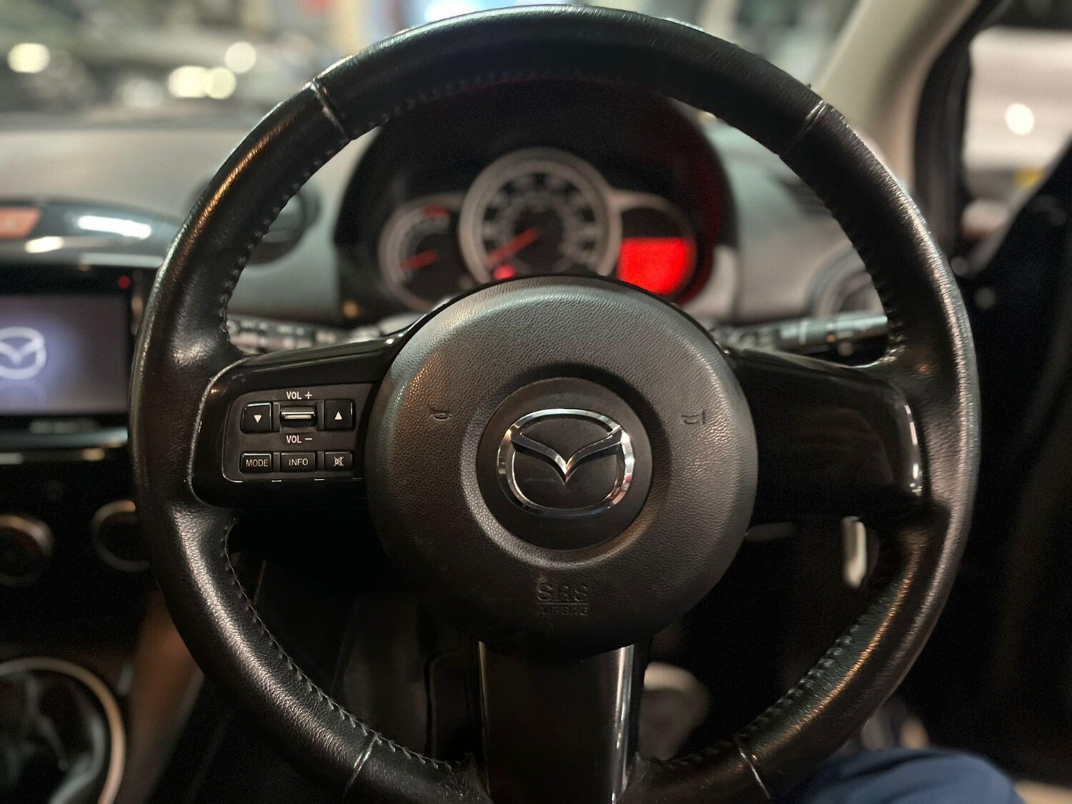 Used Mazda Mazda2 2014 for sale - 76989792: Photo 33