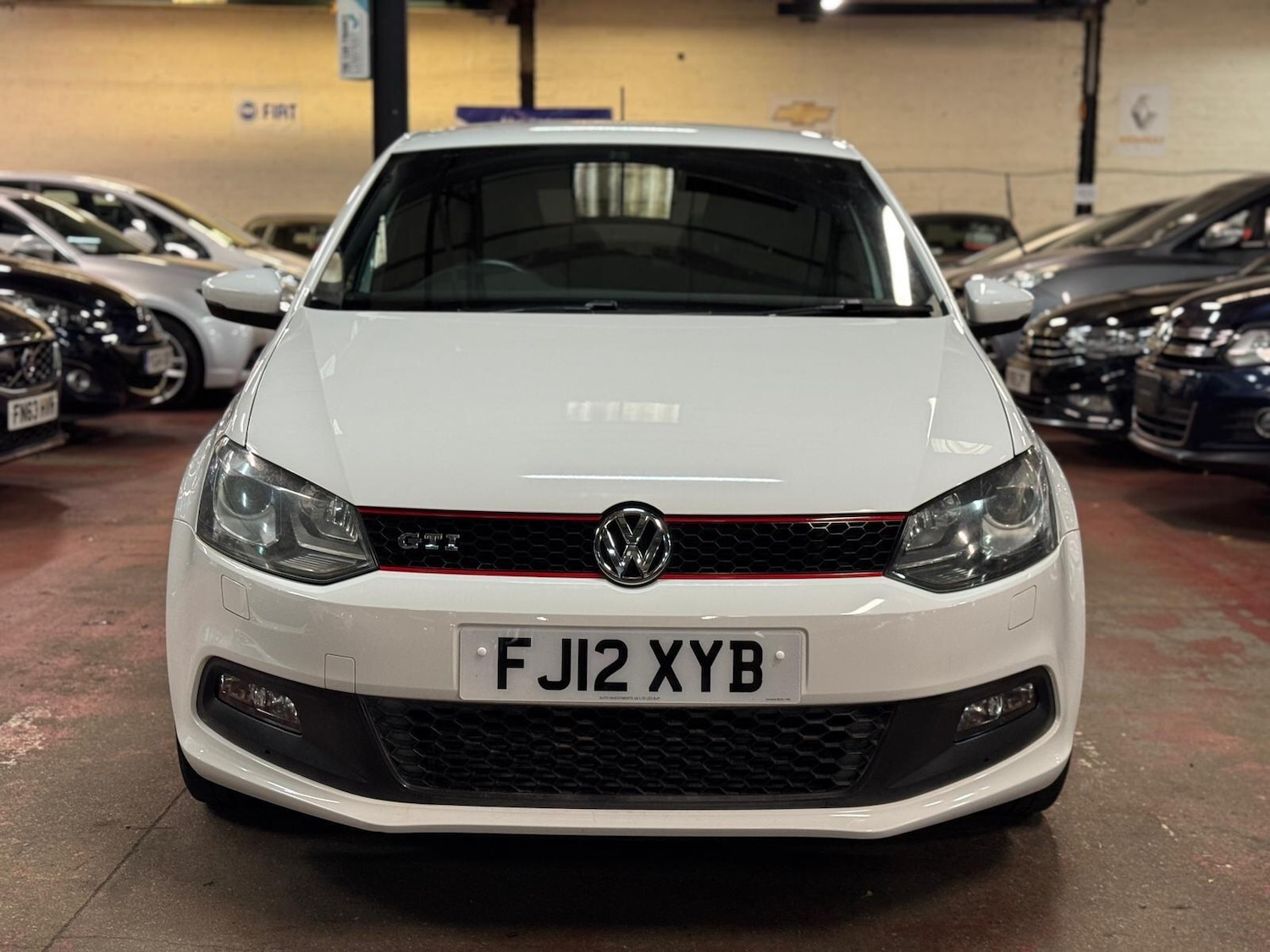 Used Volkswagen Polo for sale - 76485101: Photo 2