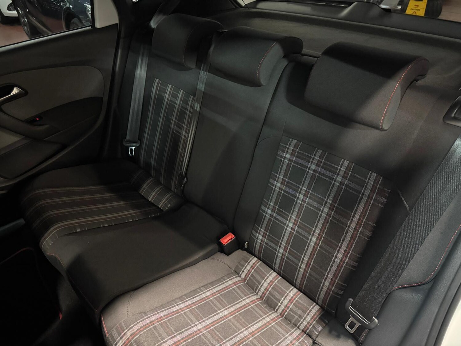 Used Volkswagen Polo for sale - 76485101: Photo 29