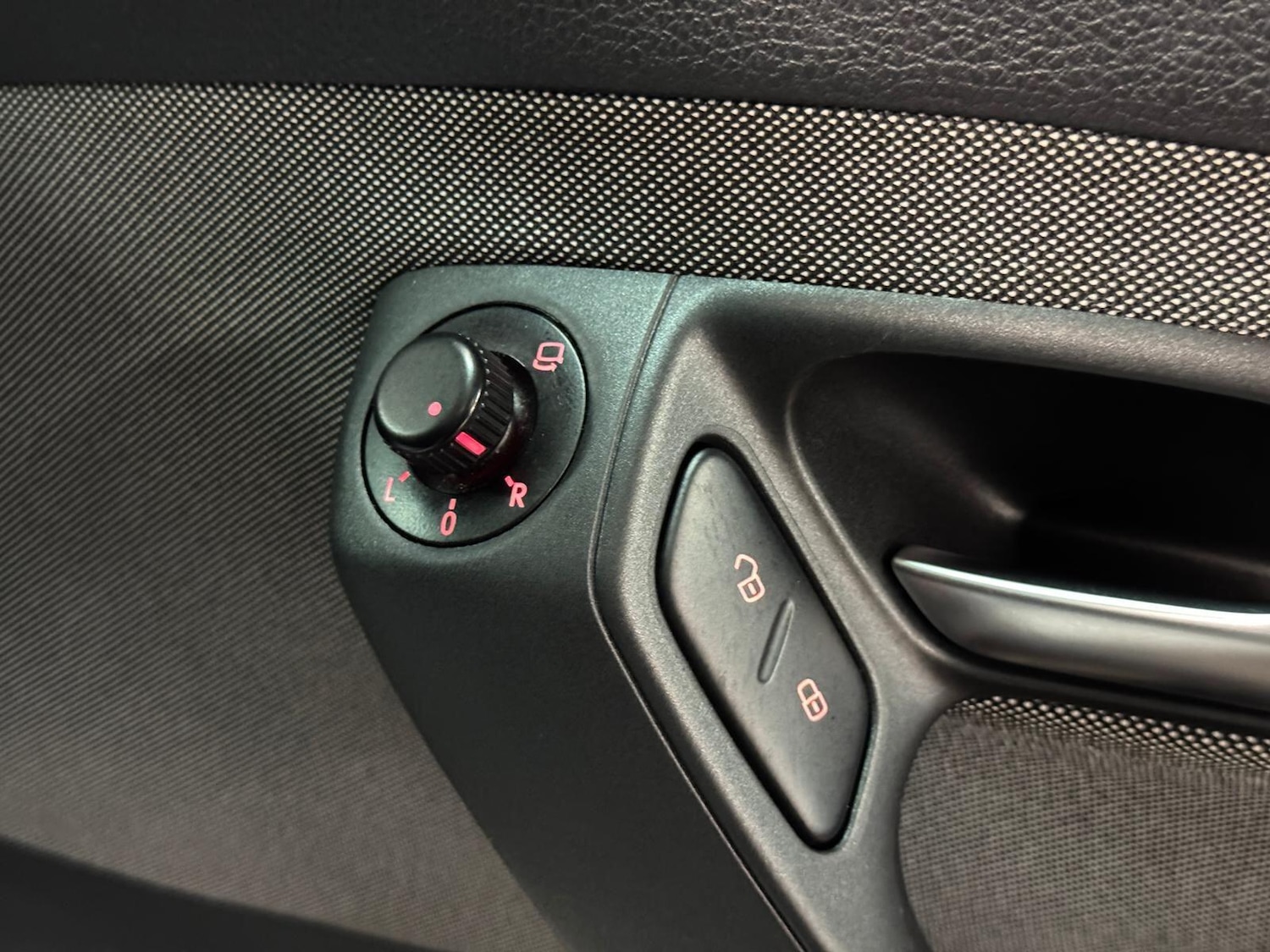 Used Volkswagen Polo for sale - 76485101: Photo 38