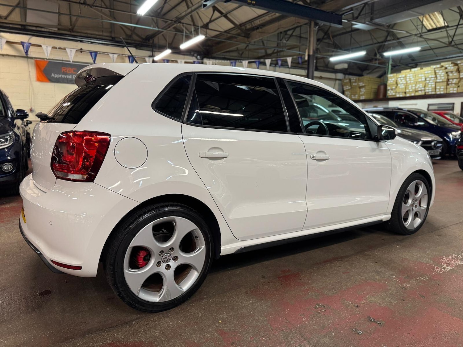 Used Volkswagen Polo for sale - 76485101: Photo 6