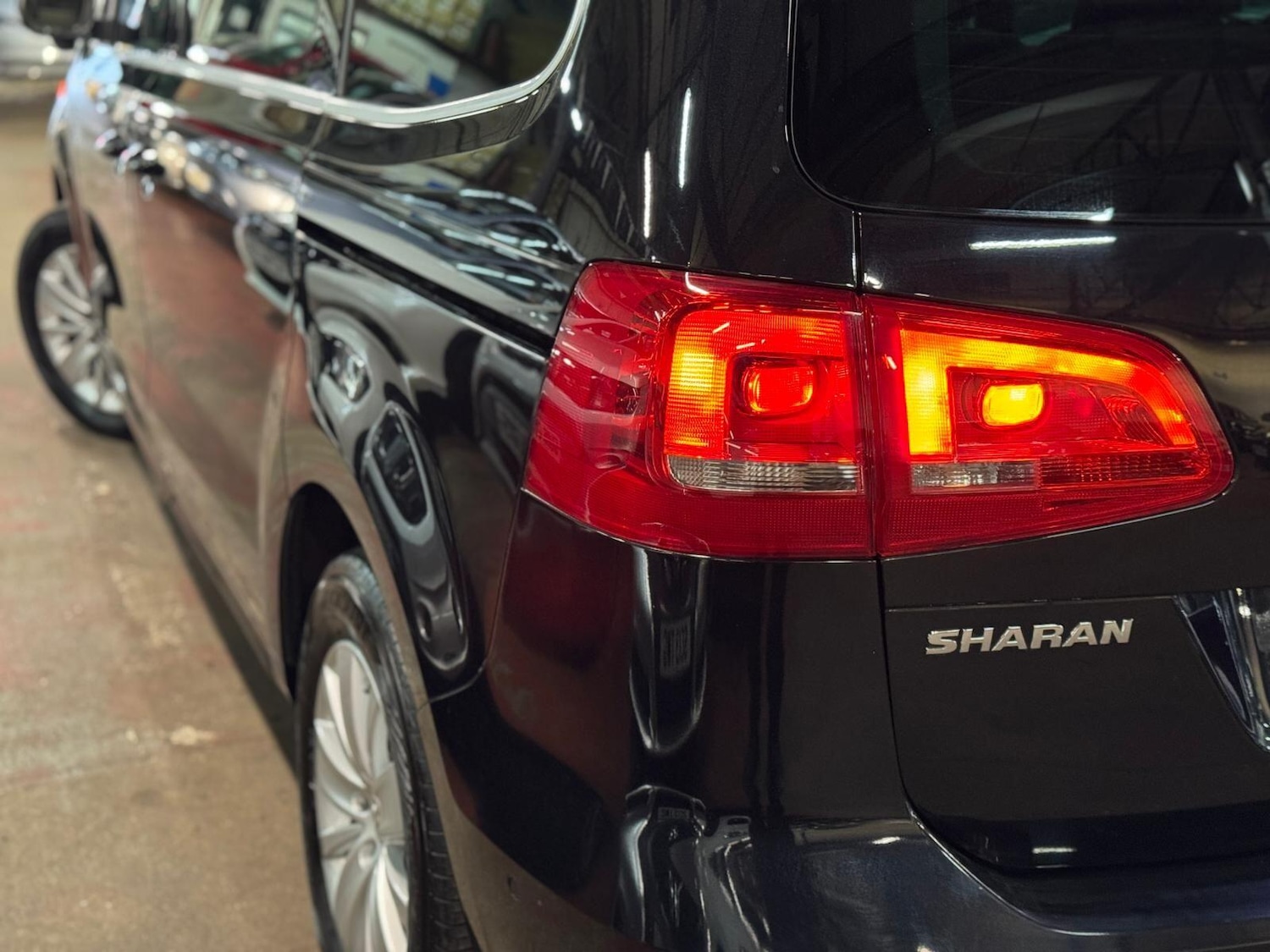 Used Volkswagen Sharan for sale - 76527837: Photo 15