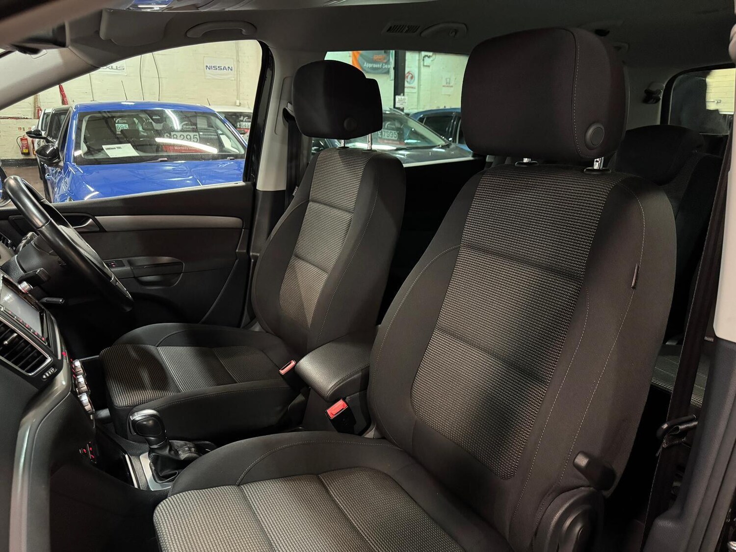 Used Volkswagen Sharan for sale - 76527837: Photo 24