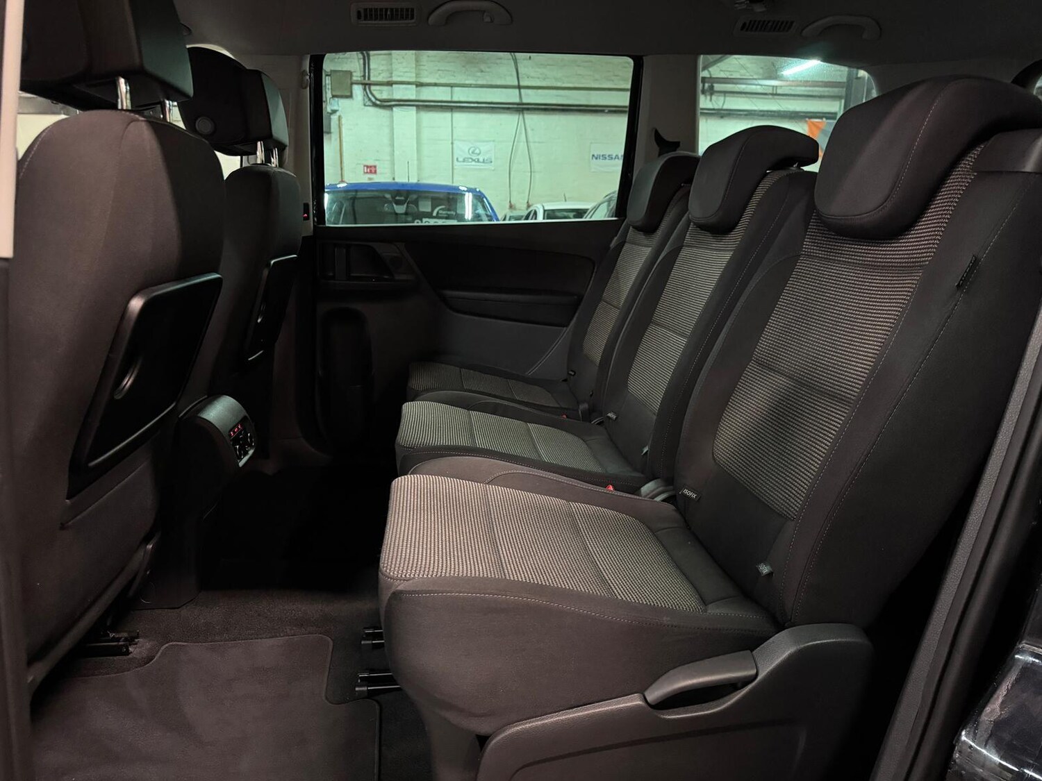 Used Volkswagen Sharan for sale - 76527837: Photo 28