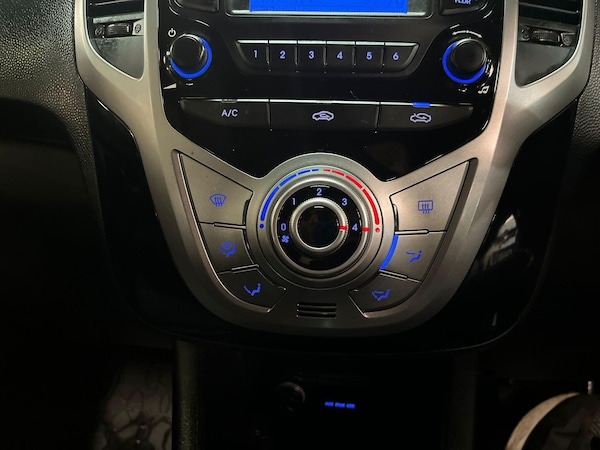 Used Hyundai Ix20 2011 for sale - 76167467: Photo 32