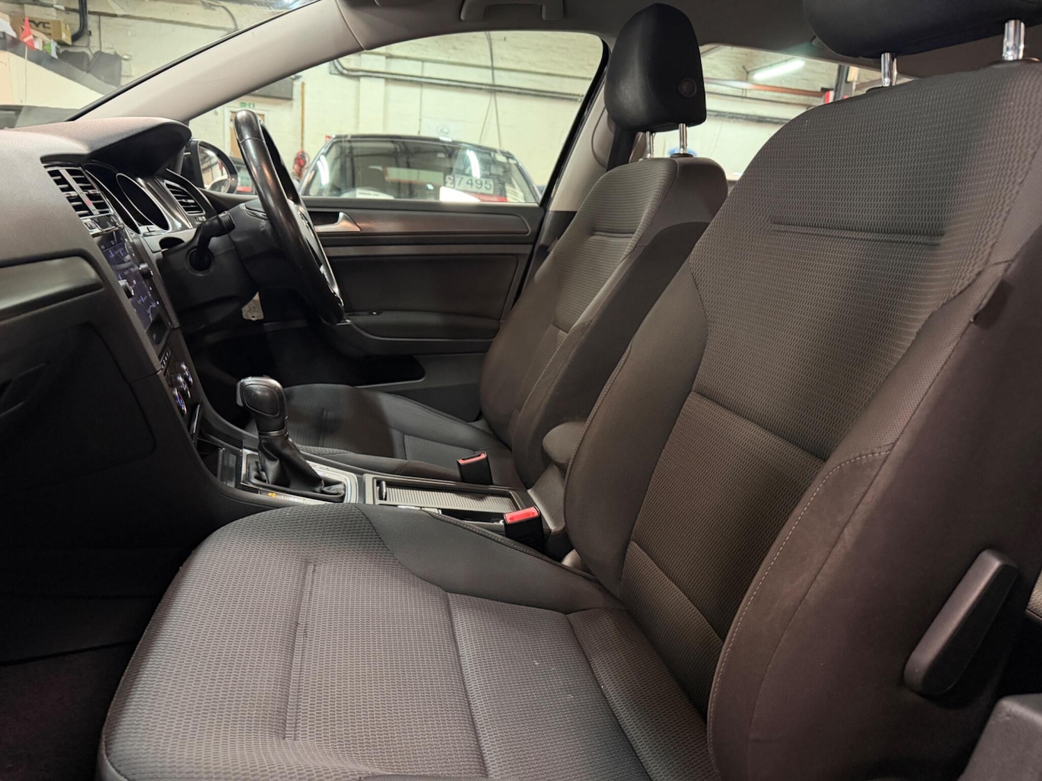 Used Volkswagen Golf 2018 for sale - 77441163: Photo 20