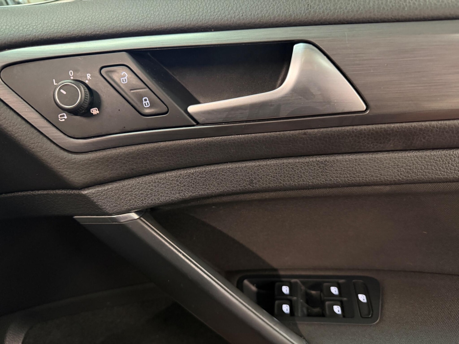 Used Volkswagen Golf 2018 for sale - 77441163: Photo 36