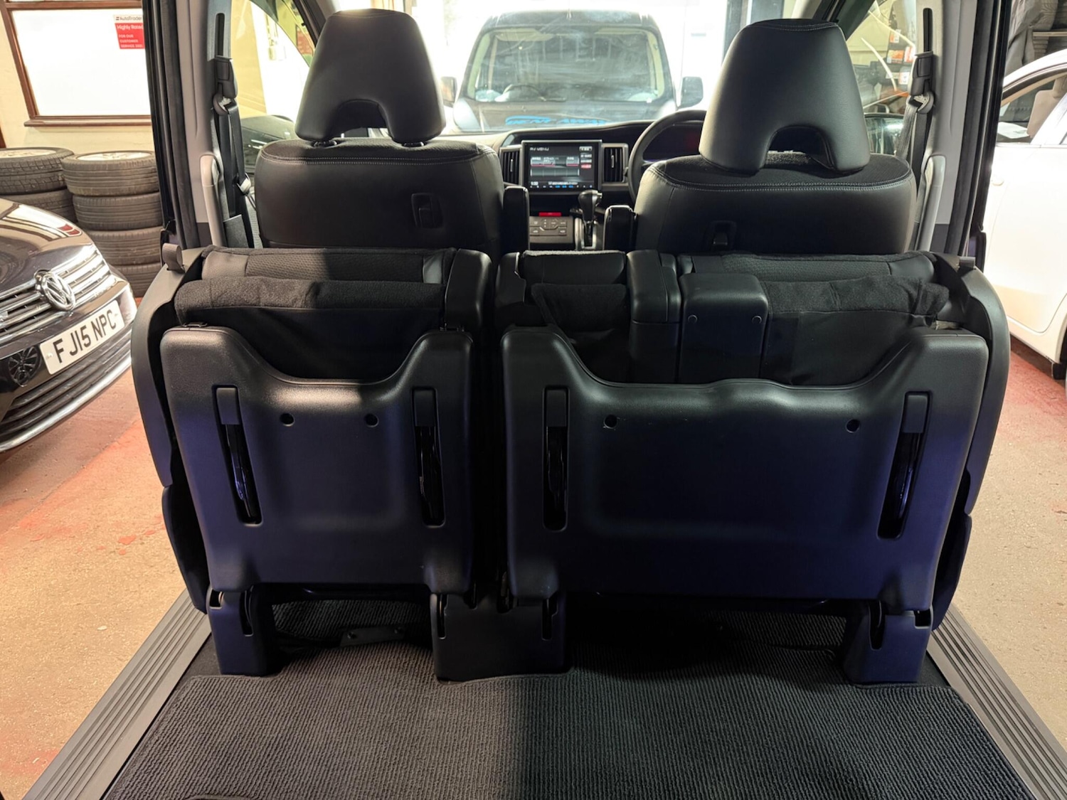 Used Honda Stepwagon for sale - 77768874: Photo 16