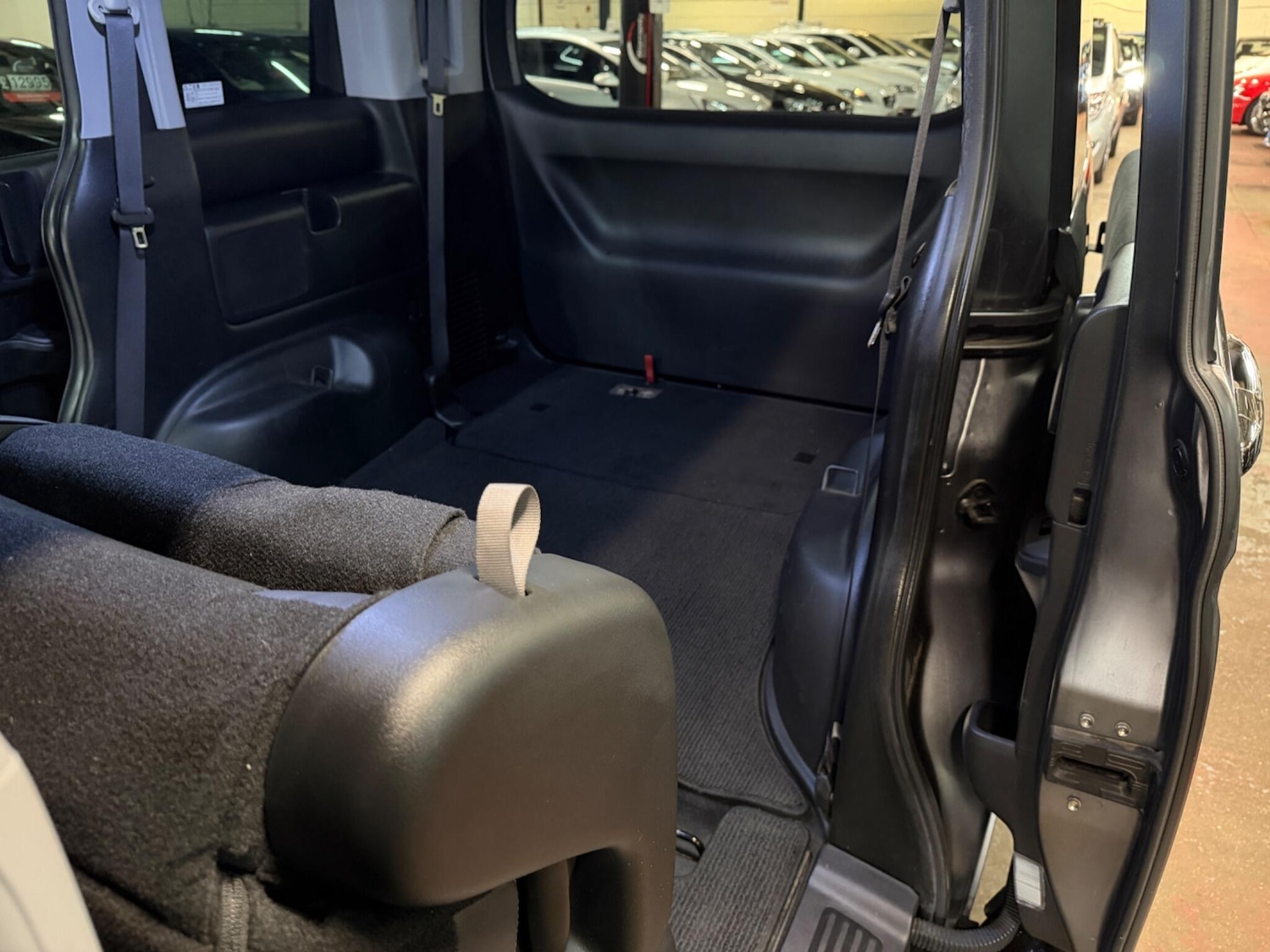 Used Honda Stepwagon for sale - 77768874: Photo 19