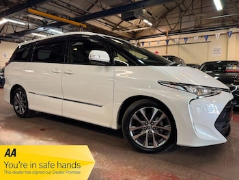 Used Toyota Estima 2016 for sale - 79464374: Photo