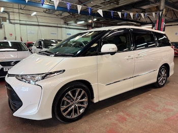 Used Toyota Estima 2016 for sale - 79464374: Photo