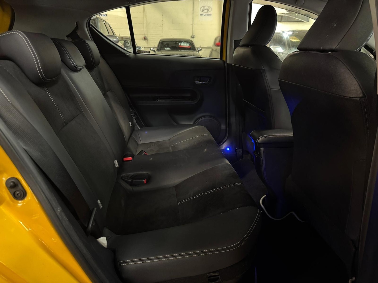 Used Toyota Aqua 2025 for sale - 77060361: Photo 30