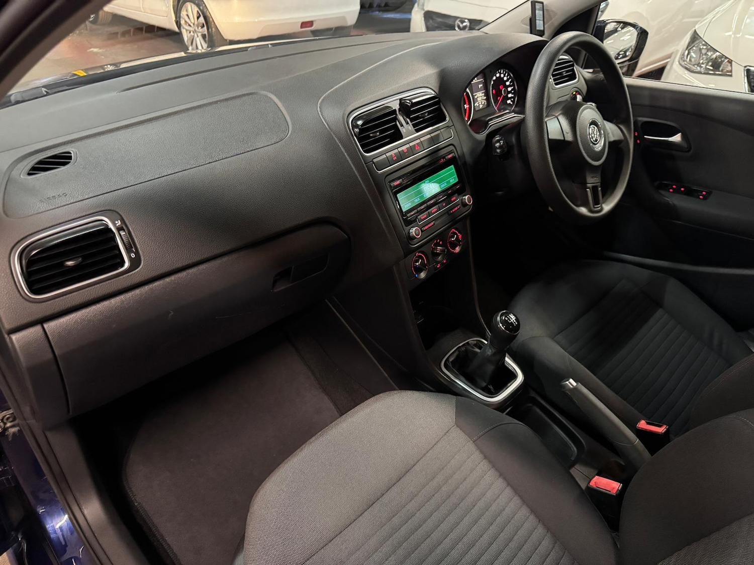 Used Volkswagen Polo 2014 for sale - 77840005: Photo 21