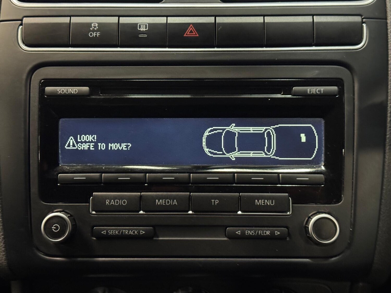 Used Volkswagen Polo 2014 for sale - 77840005: Photo 28