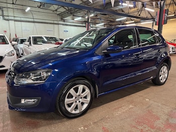 Used Volkswagen Polo 2014 for sale - 77840005: Photo