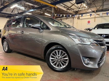 Used Toyota Verso 2016 for sale - 78471431: Photo