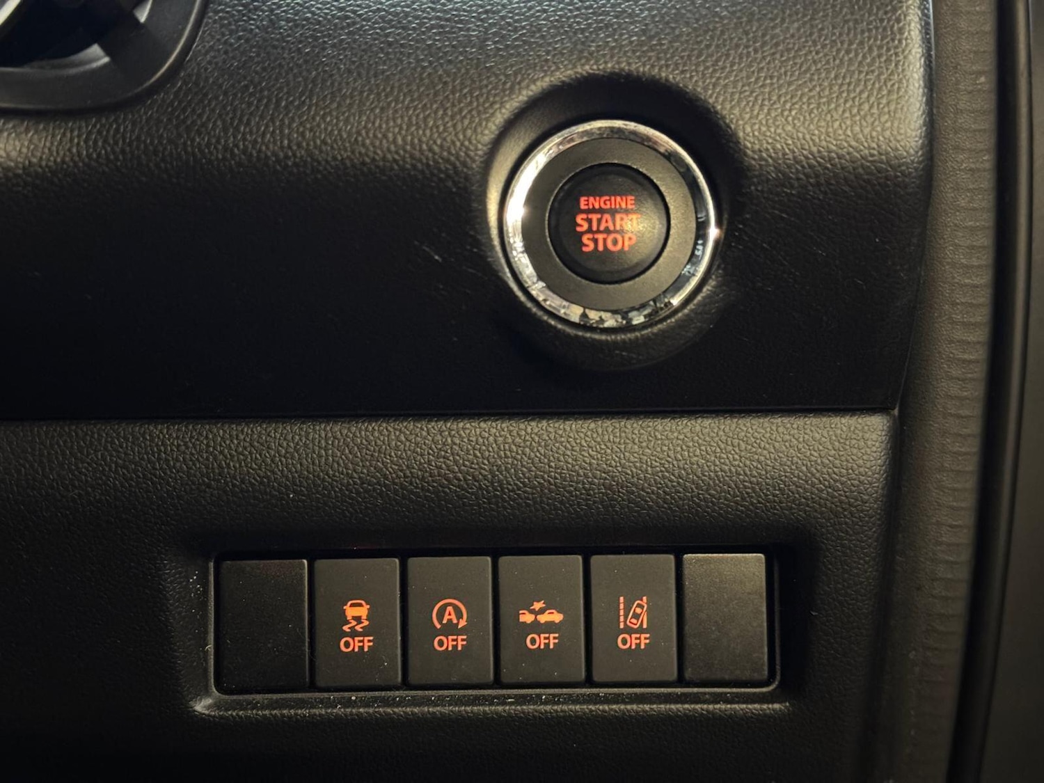 Used Suzuki Swift 2018 for sale - 76781339: Photo 36