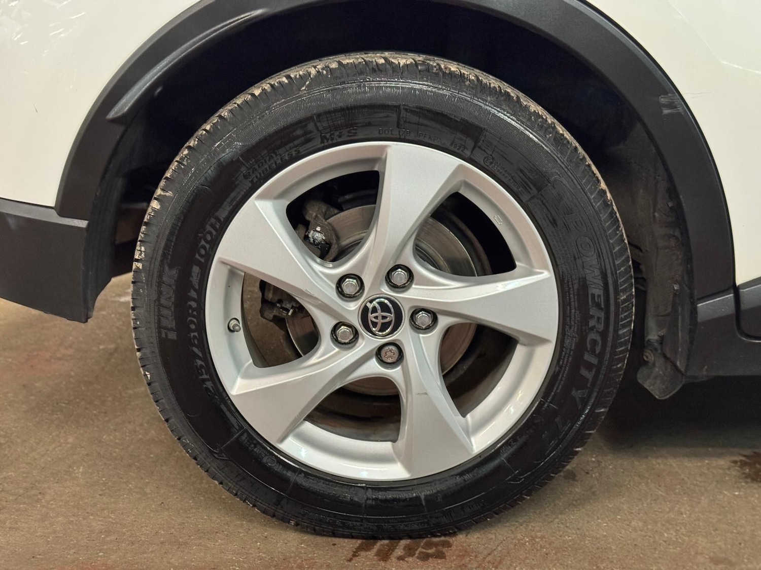 Used Toyota C-HR 2019 for sale - 77784170: Photo 17