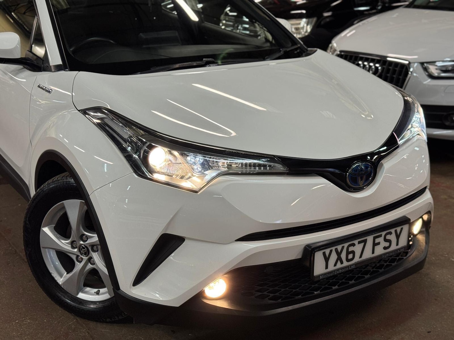 Used Toyota C-HR 2019 for sale - 77784170: Photo 3