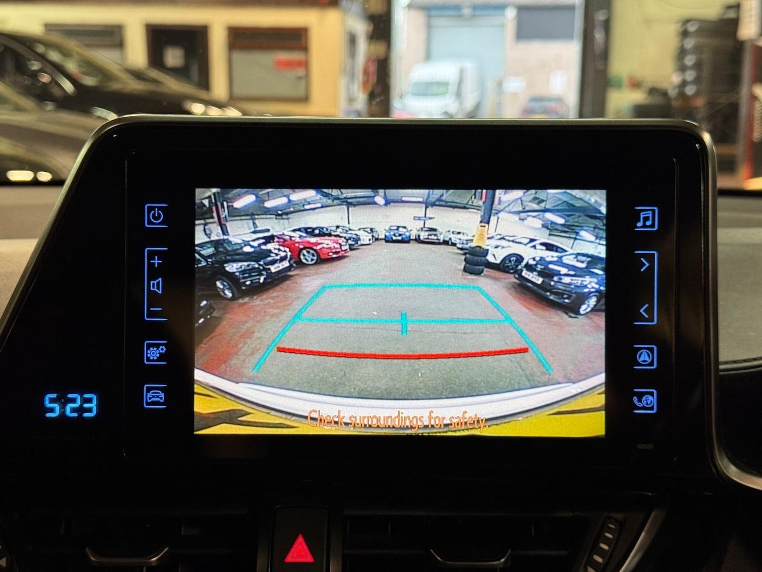 Used Toyota C-HR 2019 for sale - 77784170: Photo 31