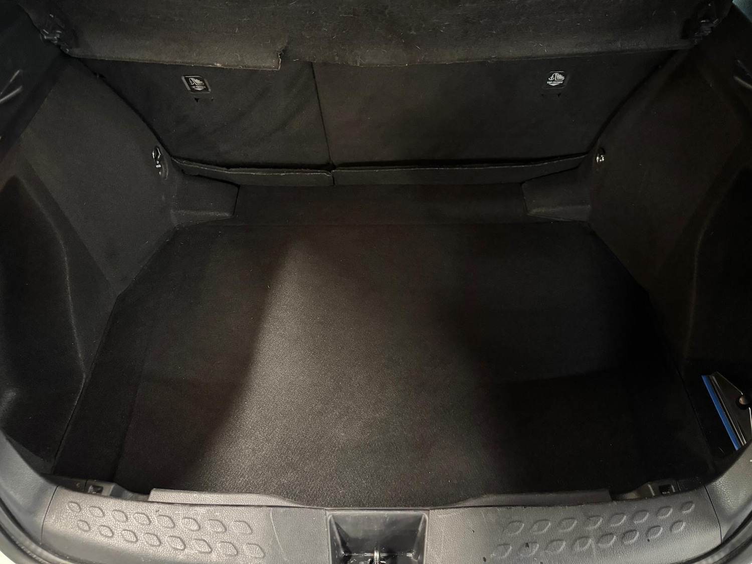 Used Toyota C-HR 2019 for sale - 77784170: Photo 49