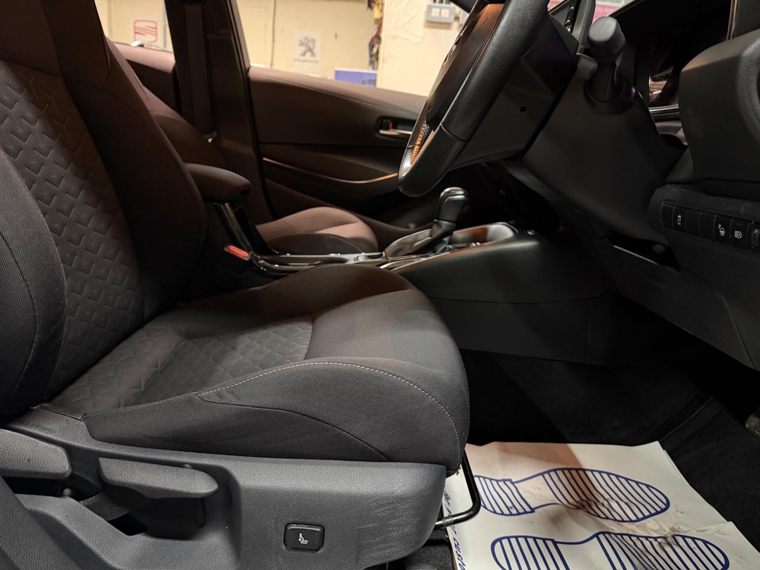 Used Toyota Corolla for sale - 77425949: Photo 6