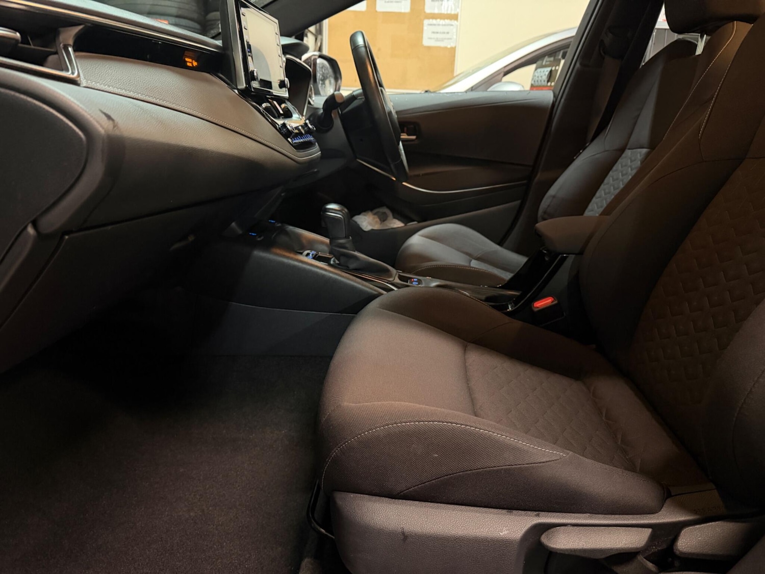 Used Toyota Corolla for sale - 77425949: Photo 8