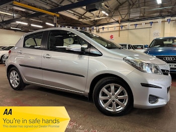 Used Toyota Yaris 2012 for sale - 78376230: Photo