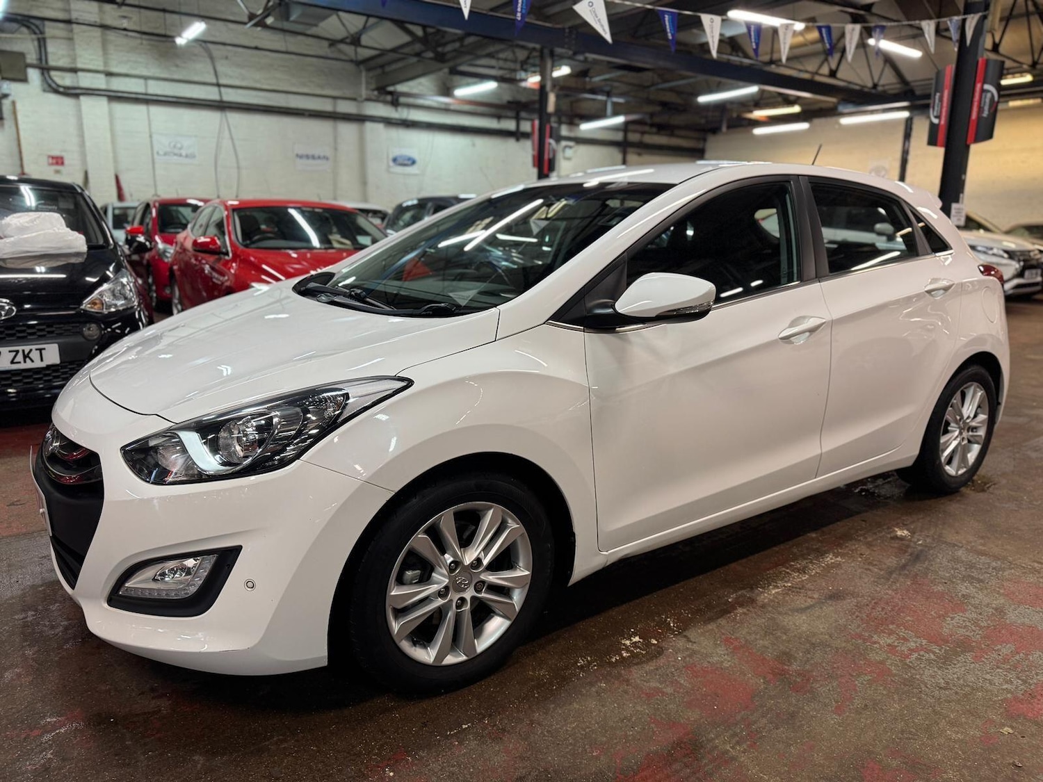 Used Hyundai i30 2014 for sale - 77344236: Photo 3