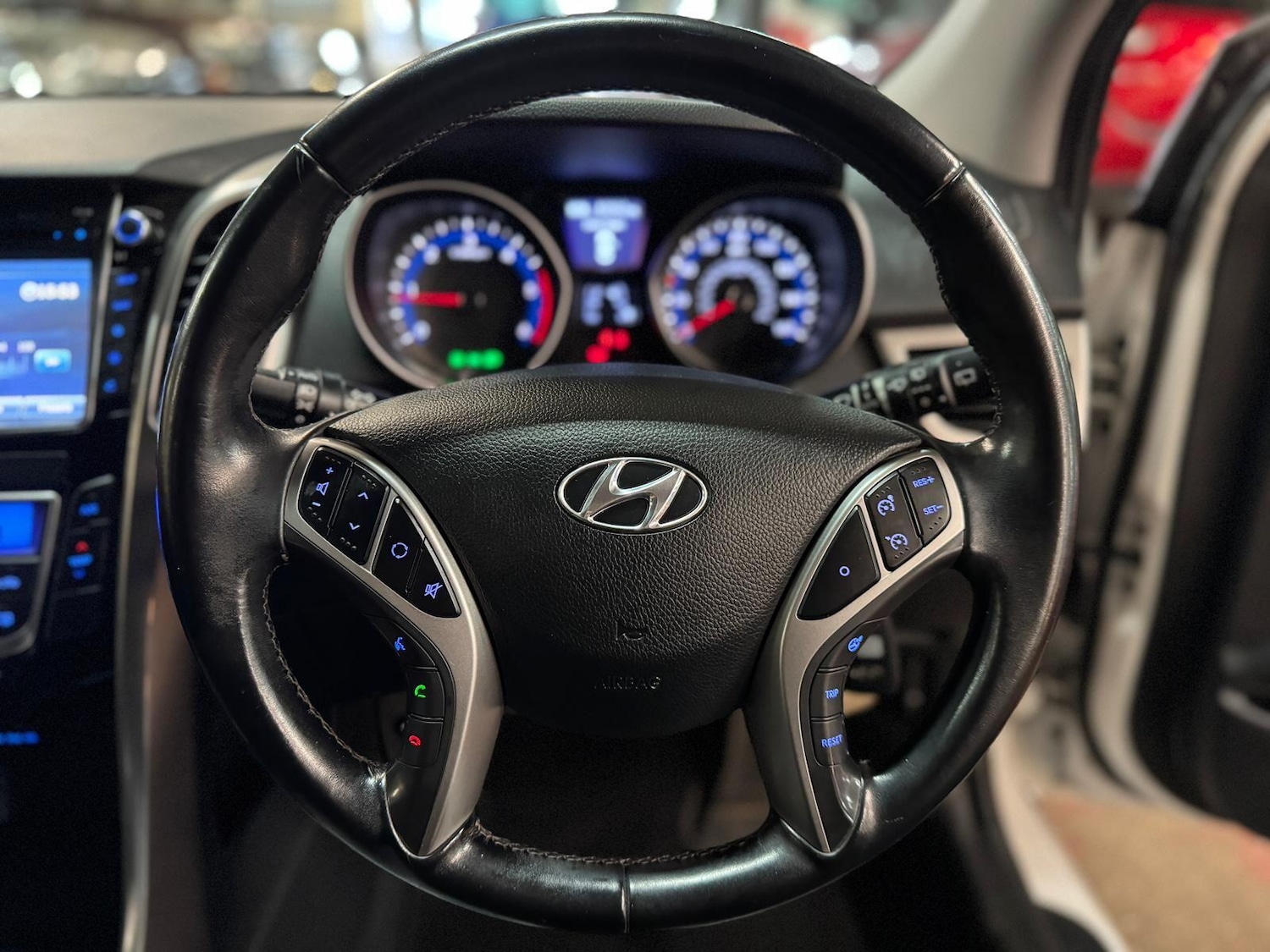 Used Hyundai i30 2014 for sale - 77344236: Photo 33