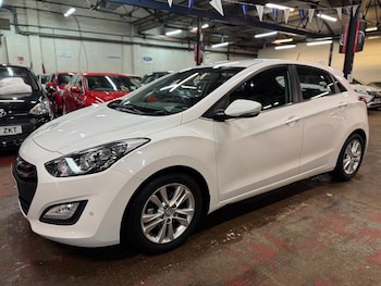 Used Hyundai i30 2014 for sale - 77344236: Photo
