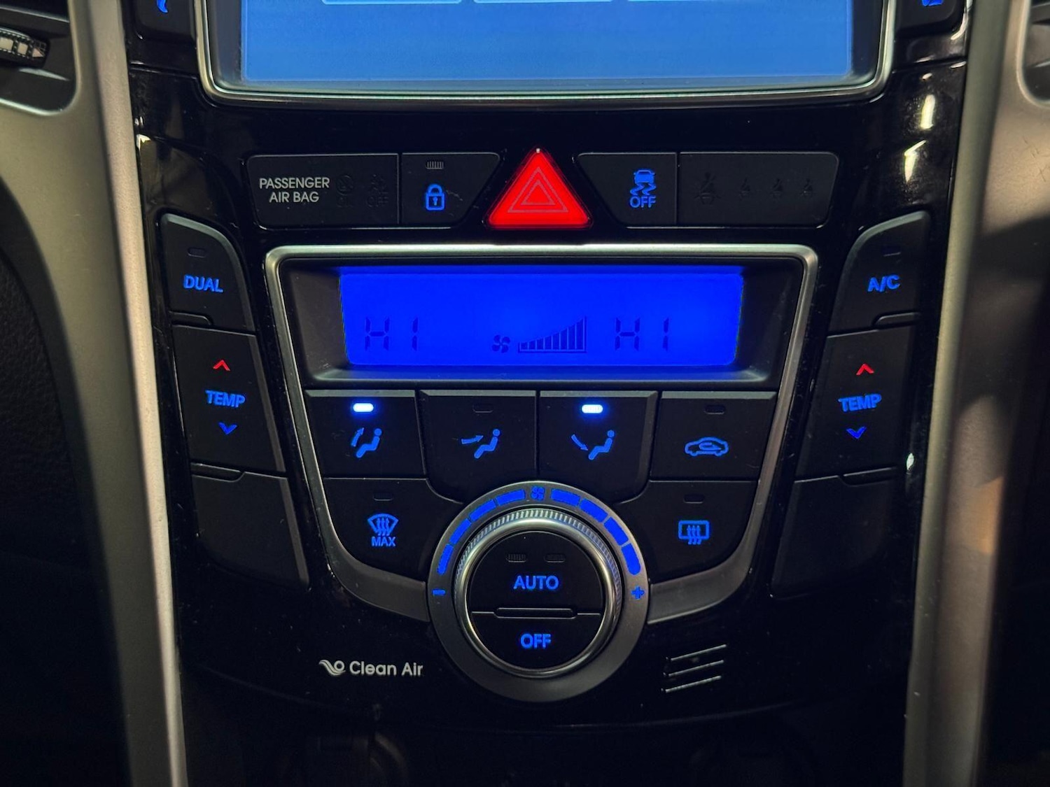 Used Hyundai i30 2014 for sale - 77344236: Photo 43