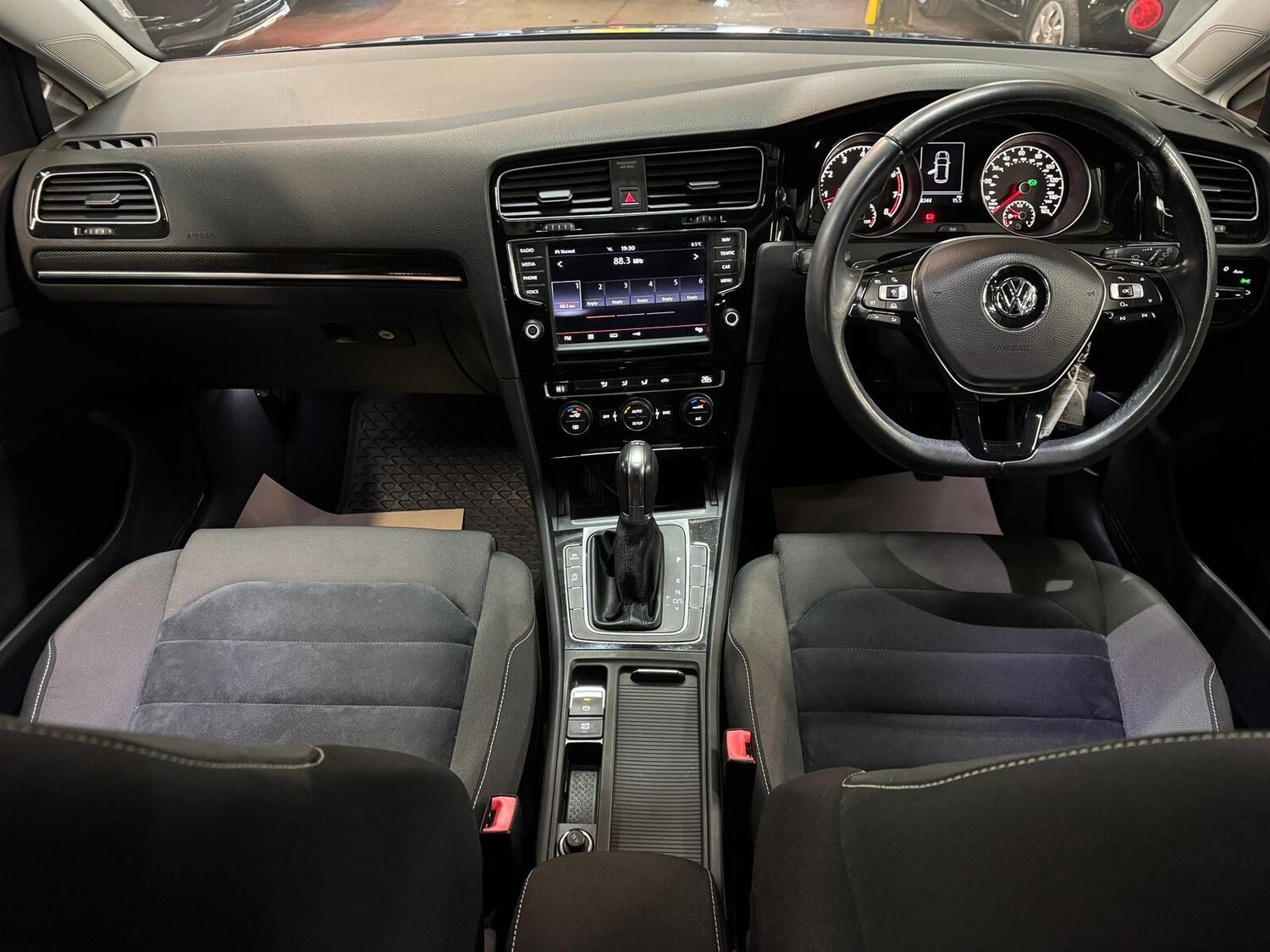 Used Volkswagen Golf for sale - 76781052: Photo 34