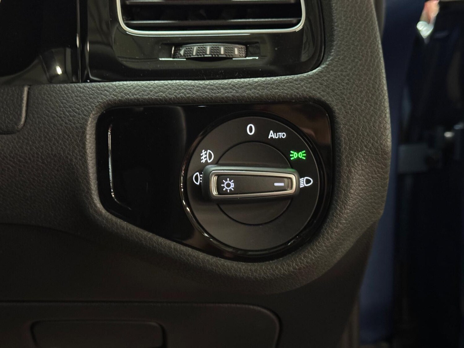 Used Volkswagen Golf for sale - 76781052: Photo 40